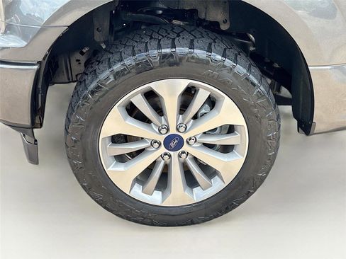 Used 2018 Ford F150 XL w/ Equipment Group 101A Mid AWD/4WD image 28