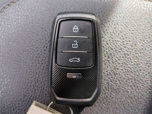 Used 2023 Toyota Camry XSE image 27