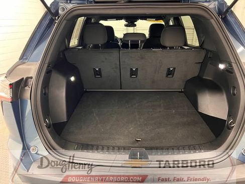 Used 2025 Chevrolet Equinox LT FWD image 33