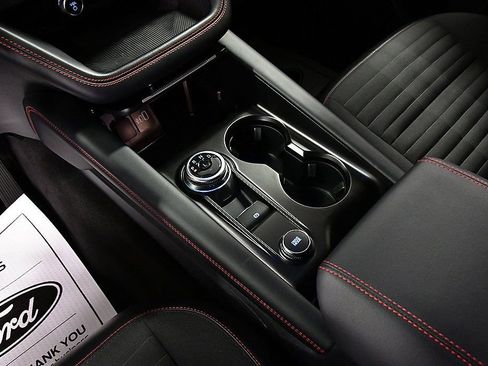 Used 2025 Ford Explorer ST-Line image 21