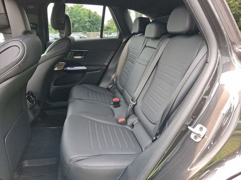 Used 2026 Mercedes-Benz GLC 300 4MATIC image 8