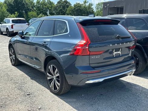 Used 2023 Volvo XC60 B5 Plus AWD/4WD image 4