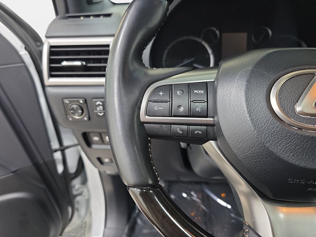 Used 2023 Lexus GX 460 Premium w/ Premium Package AWD/4WD image 17
