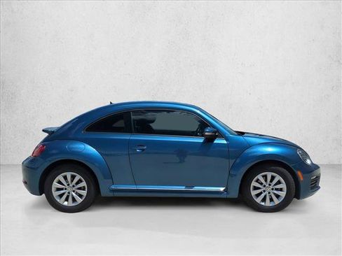 Used 2019 Volkswagen Beetle 2.0T S FWD image 4