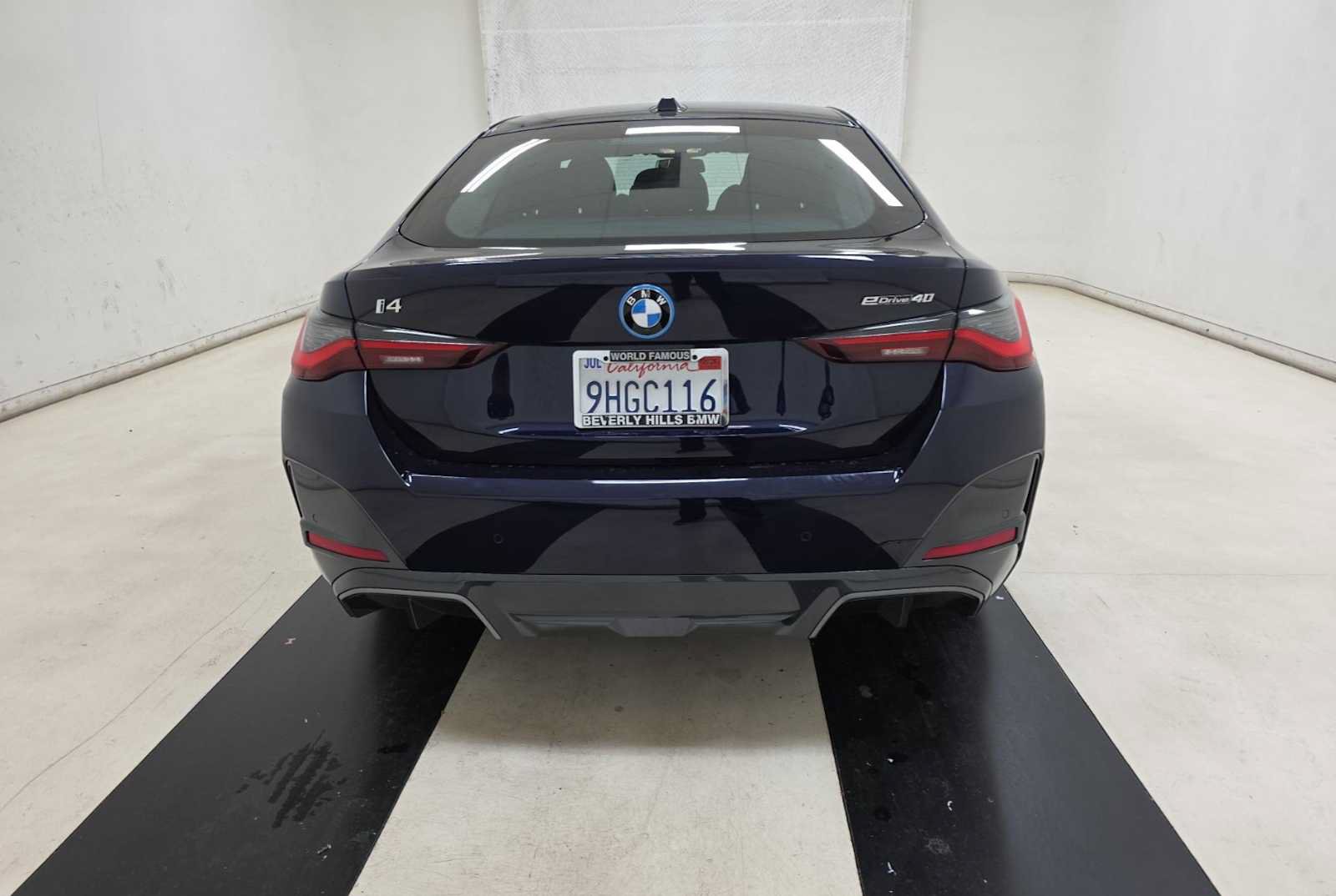 Used 2023 BMW i4 eDrive40 w/ M Sport Package RWD image 5
