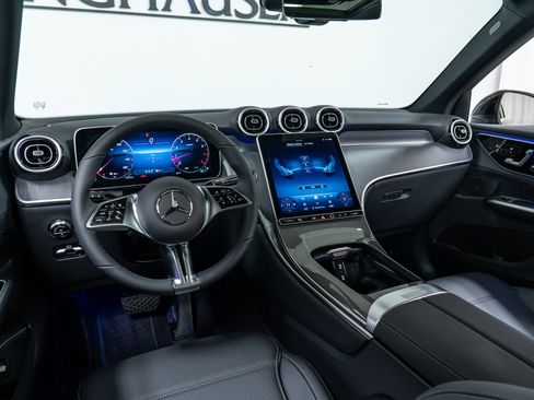 New 2026 Mercedes-Benz GLC 300 4MATIC image 16