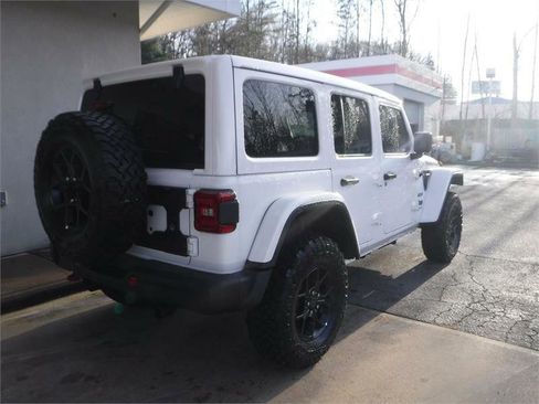 Used 2020 Jeep Wrangler Unlimited Rubicon w/ Quick Order Package 28Y Recon image 3