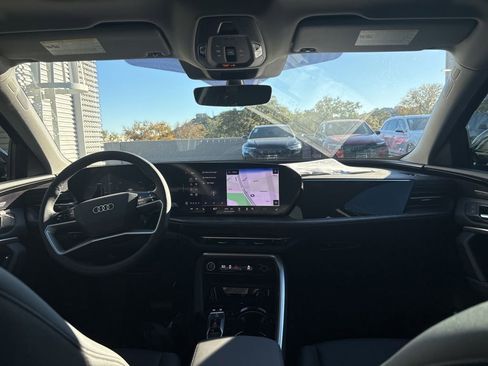 New 2025 Audi Q5 Premium Plus image 18