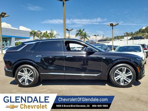 Certified 2024 Cadillac Lyriq Tech RWD image 10