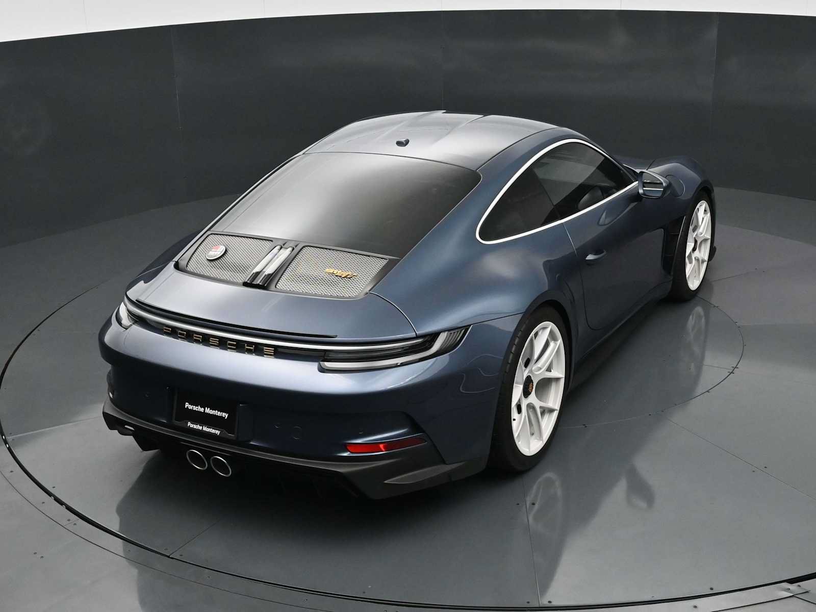 Certified 2024 Porsche 911 GT3 RS RWD image 38