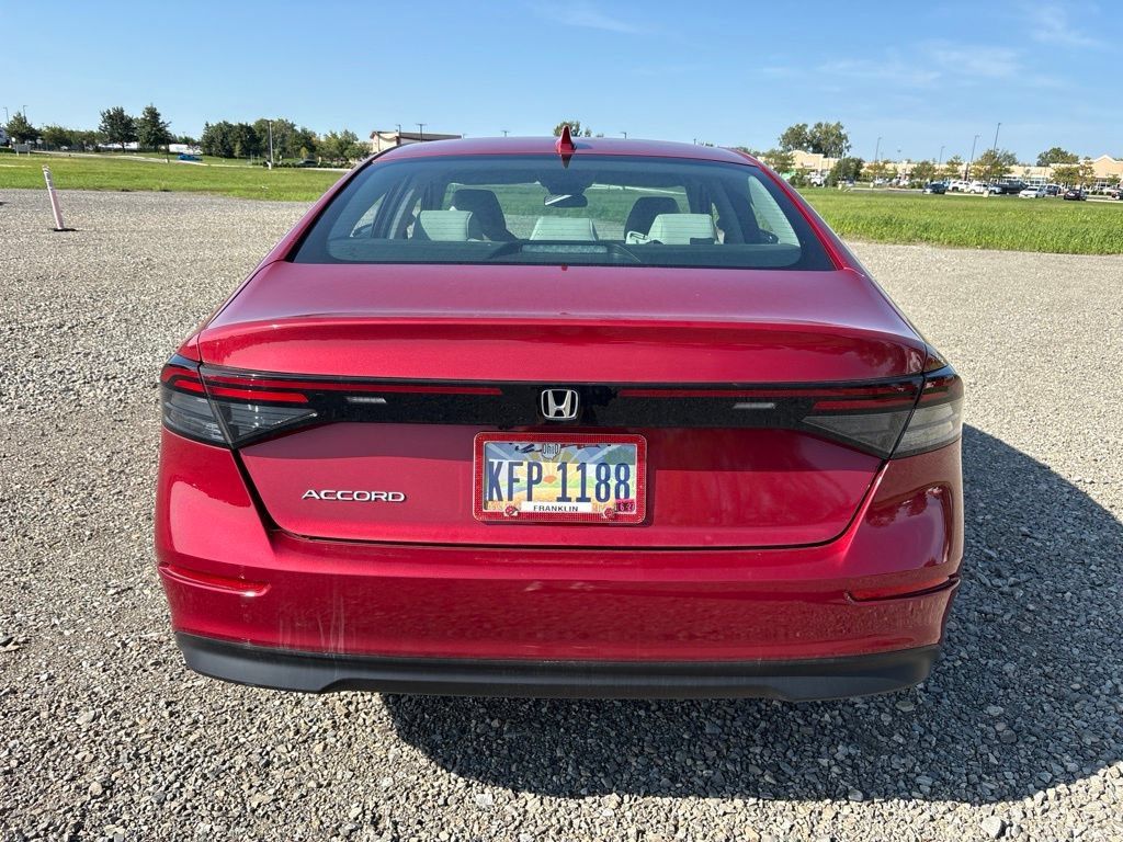 Used 2024 Honda Accord LX image 7