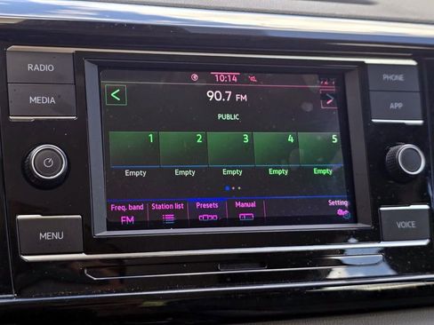 Certified 2024 Volkswagen Taos S FWD image 19
