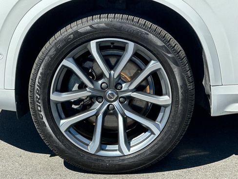 Used 2019 Volvo XC90 T6 Momentum w/ Advanced Package image 11