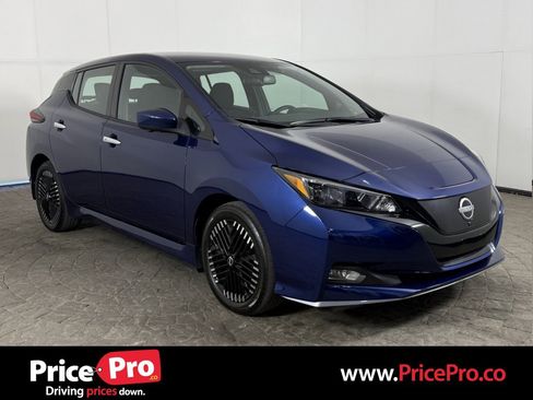 Used 2023 Nissan Leaf SV Plus FWD image 1