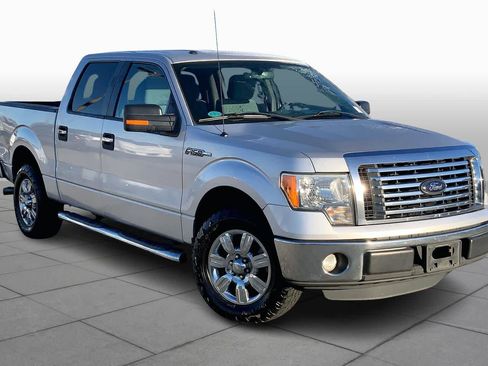 Used 2012 Ford F150 XLT w/ XLT Chrome Pkg image 2