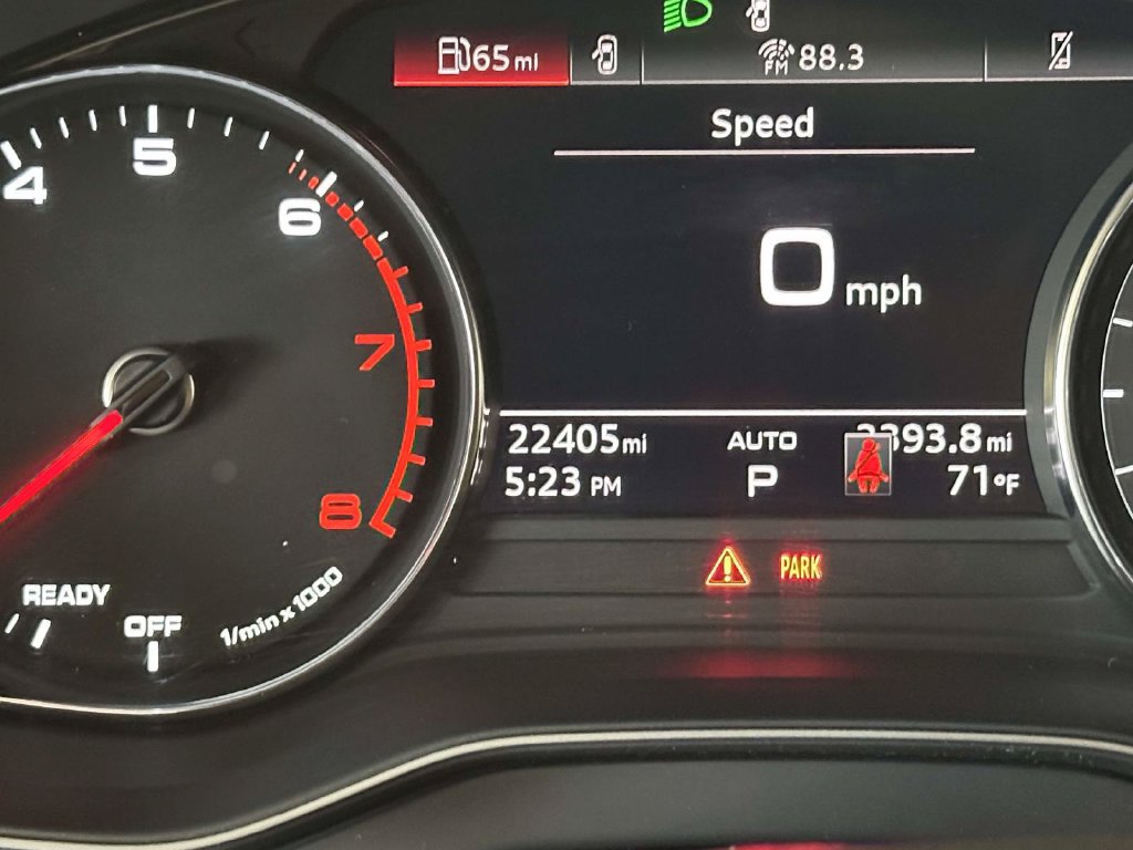 Used 2023 Audi Q5 2.0T Premium AWD/4WD image 29