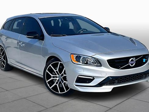 Used 2016 Volvo V60 T6 Polestar image 3
