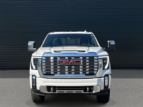 Used 2024 GMC Sierra 2500 Denali w/ Denali Reserve Package image 10