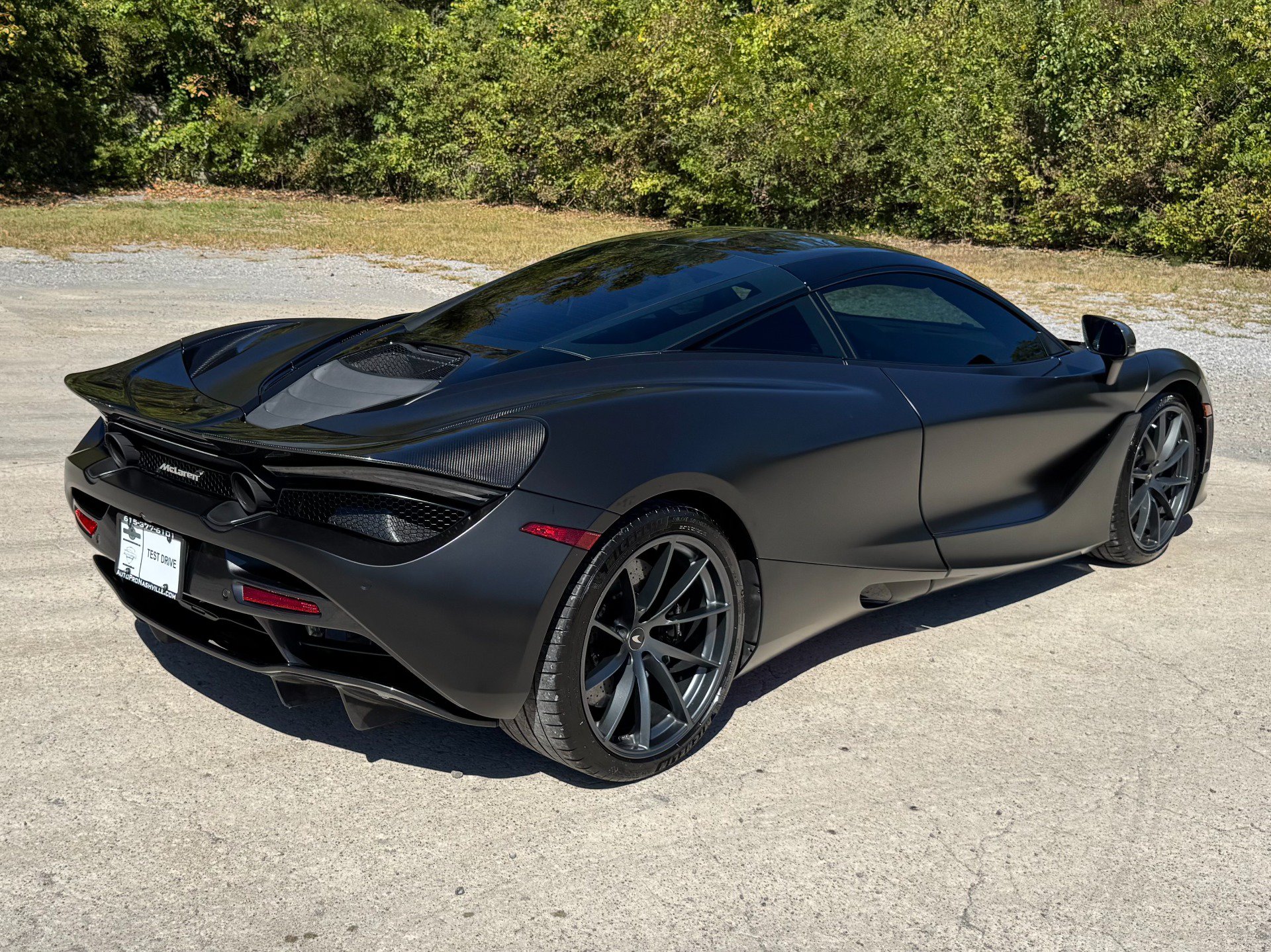 Used 2019 McLaren 720S Performance RWD image 12