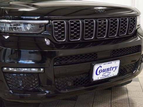 Used 2025 Jeep Grand Cherokee L Summit image 13