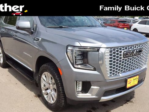 Used 2022 GMC Yukon Denali AWD/4WD image 1
