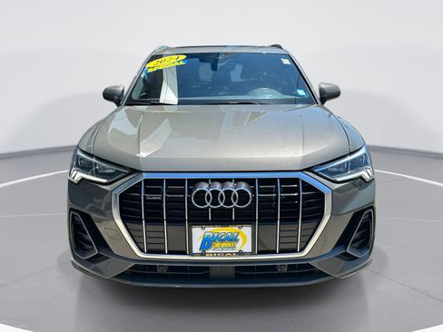 Used 2024 Audi Q3 2.0T Premium image 2