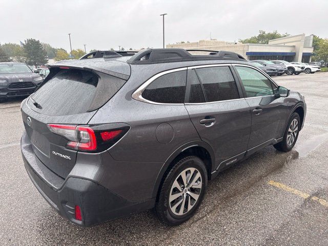 Used 2022 Subaru Outback Premium AWD/4WD image 3