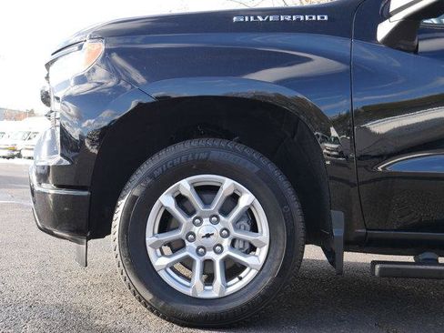 Used 2023 Chevrolet Silverado 1500 RST AWD/4WD image 11