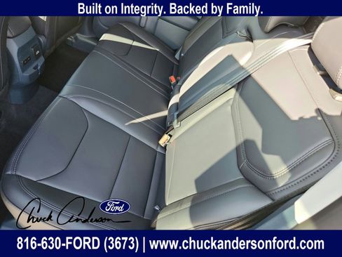 New 2025 Ford Maverick Lariat w/ Black Appearance Package AWD/4WD image 23