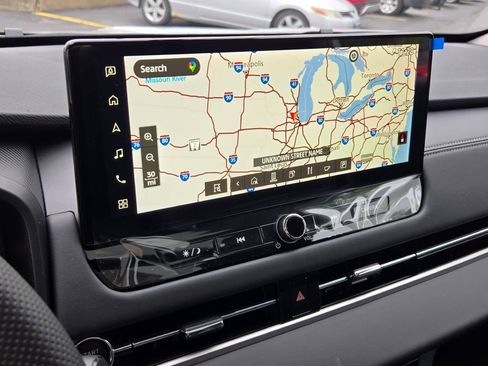 New 2025 Mitsubishi Outlander SE image 26