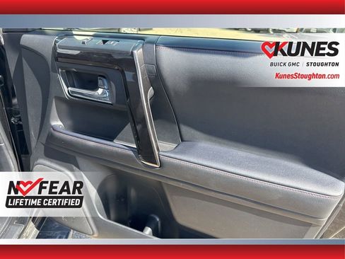 Used 2024 Toyota 4Runner TRD Off-Road Premium image 48