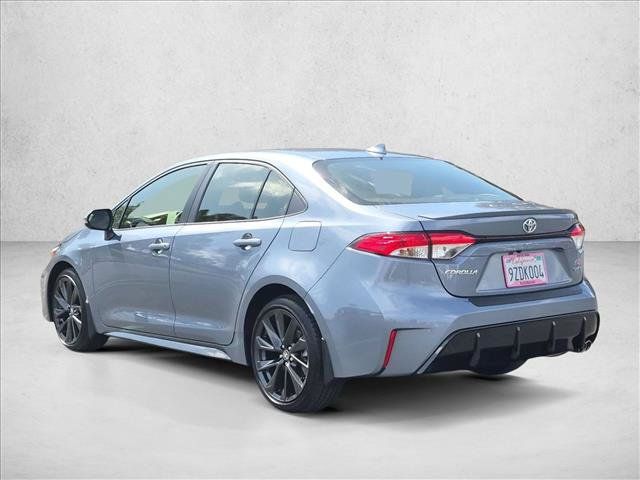 Used 2026 Toyota Corolla SE w/ SE Premium Package FWD image 8