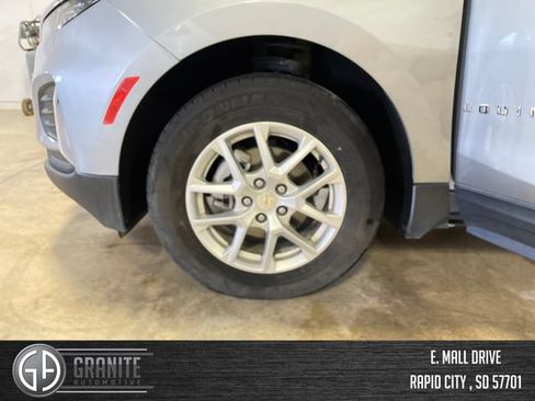 Used 2024 Chevrolet Equinox LT AWD/4WD image 15