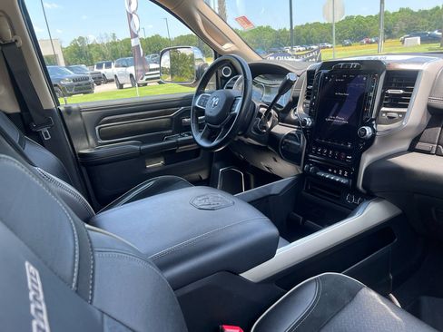 Certified 2021 RAM 2500 Laramie AWD/4WD image 17