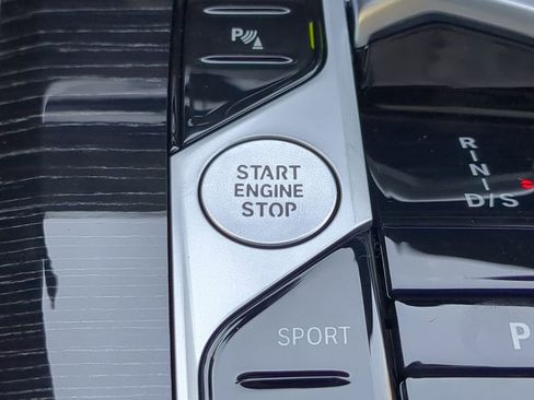 New 2026 BMW X5 sDrive40i w/ M Sport Package image 29