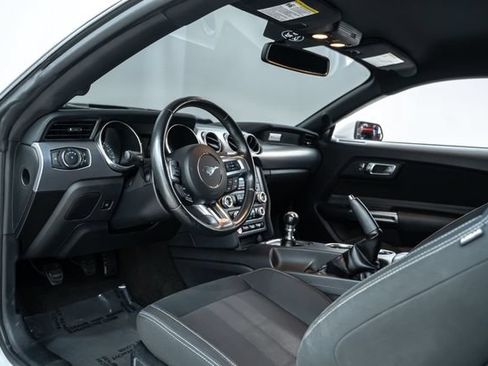 Used 2018 Ford Mustang GT RWD image 19
