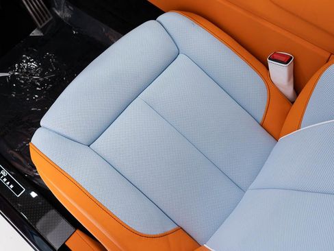 New 2026 Rolls-Royce Cullinan Black Badge image 20