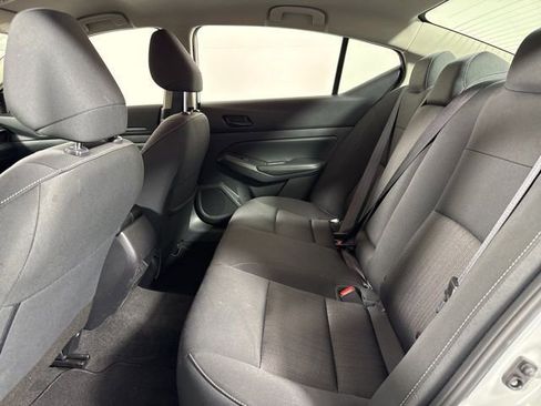 Used 2025 Nissan Altima 2.5 SV FWD image 15