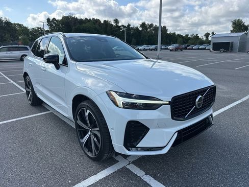 Used 2023 Volvo XC60 B5 Ultimate w/ Protection Package Premier FWD image 1