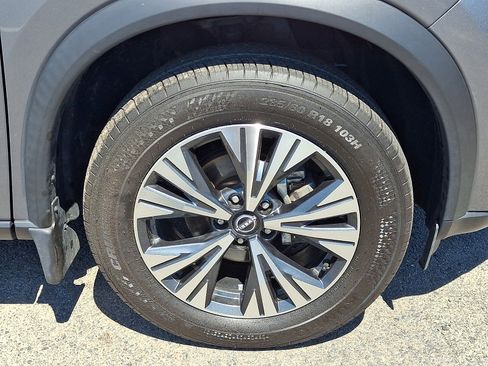 Certified 2023 Nissan Rogue SV AWD/4WD image 9
