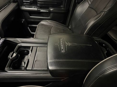Used 2022 RAM 3500 Limited AWD/4WD image 31