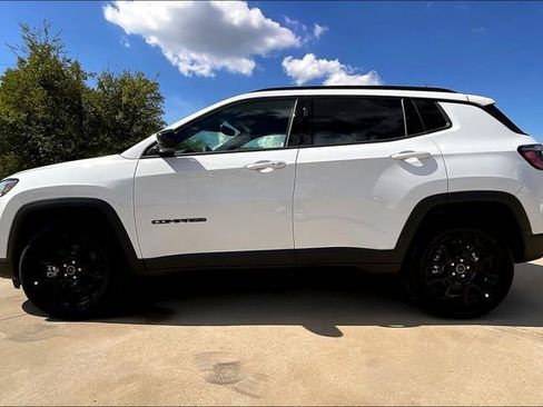 New 2026 Jeep Compass Latitude w/ Quick Order Package 29K image 13