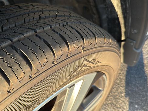 Used 2021 Nissan Rogue Platinum image 38