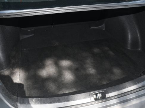 Used 2024 Toyota Corolla LE image 16