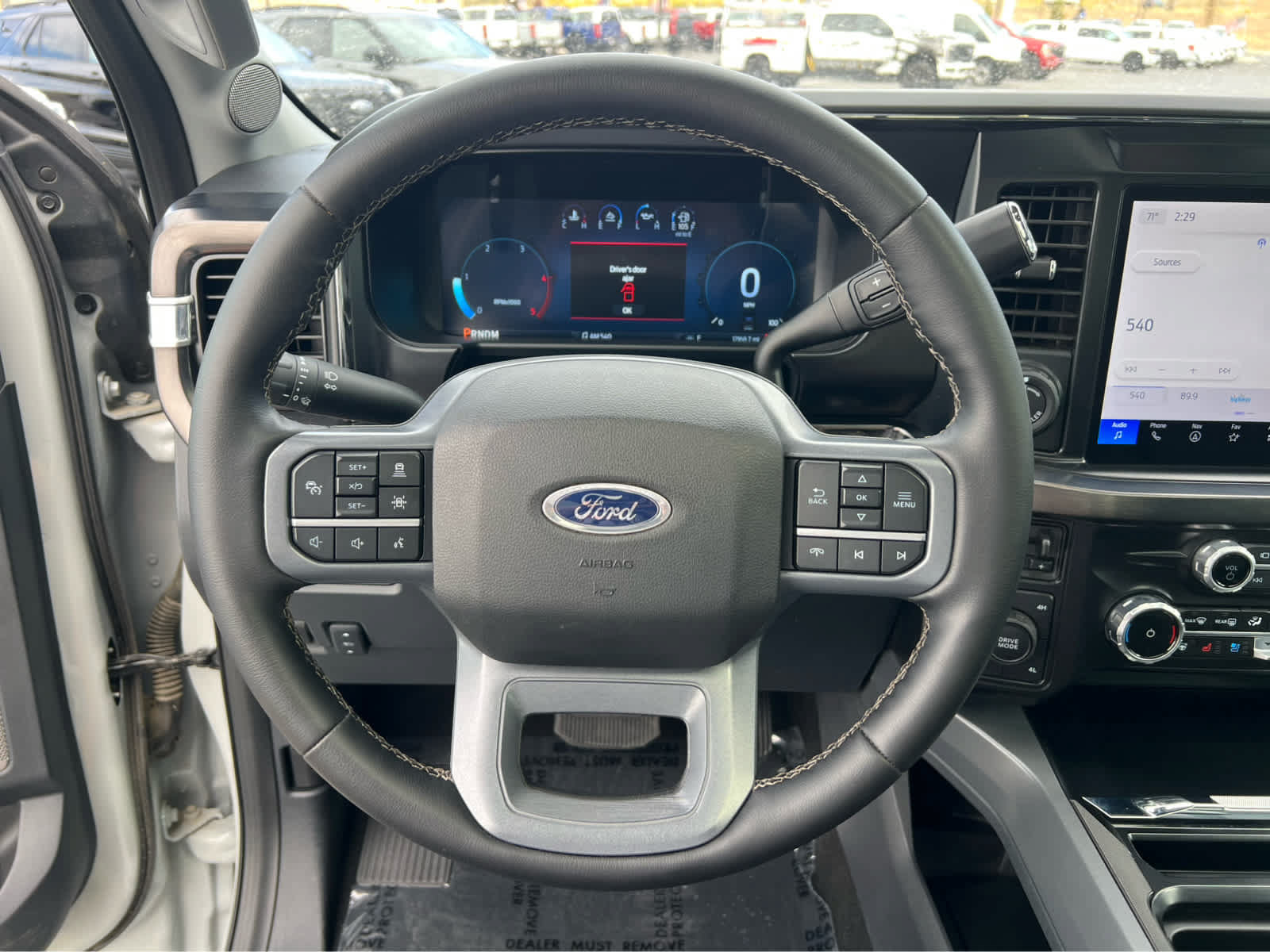 Used 2026 Ford F350 Lariat w/ Lariat Ultimate Package AWD/4WD image 19
