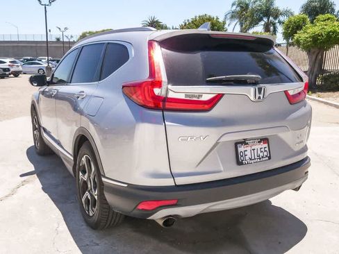 Used 2018 Honda CR-V Touring image 7