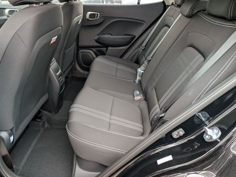 New 2025 Hyundai Venue SEL image 21