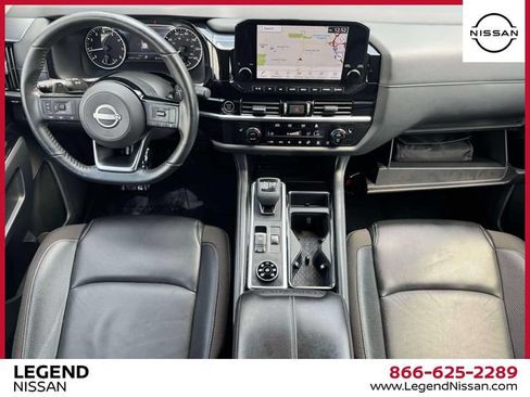 Certified 2024 Nissan Pathfinder SL AWD/4WD image 15
