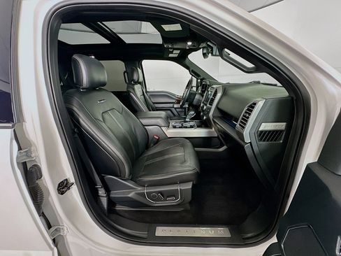 Used 2016 Ford F150 Platinum w/ Equipment Group 701A Luxury image 32
