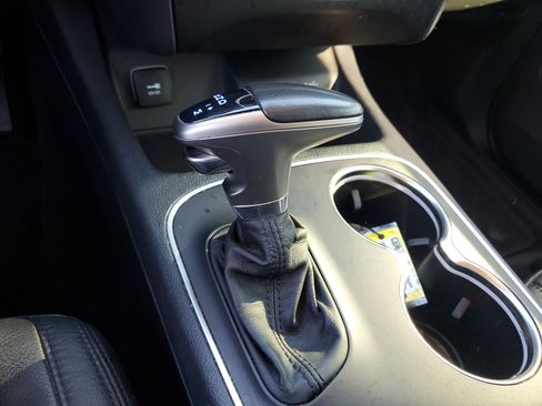 Used 2019 Dodge Durango SXT w/ 3rd Row Seating Group image 23